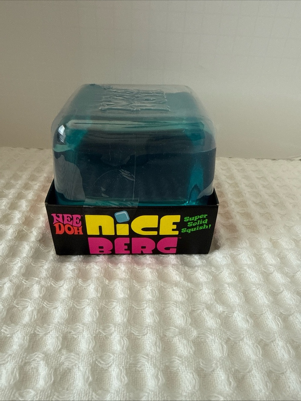 NeeDoh Nice Berg Super Solid Squish! Color Blue.